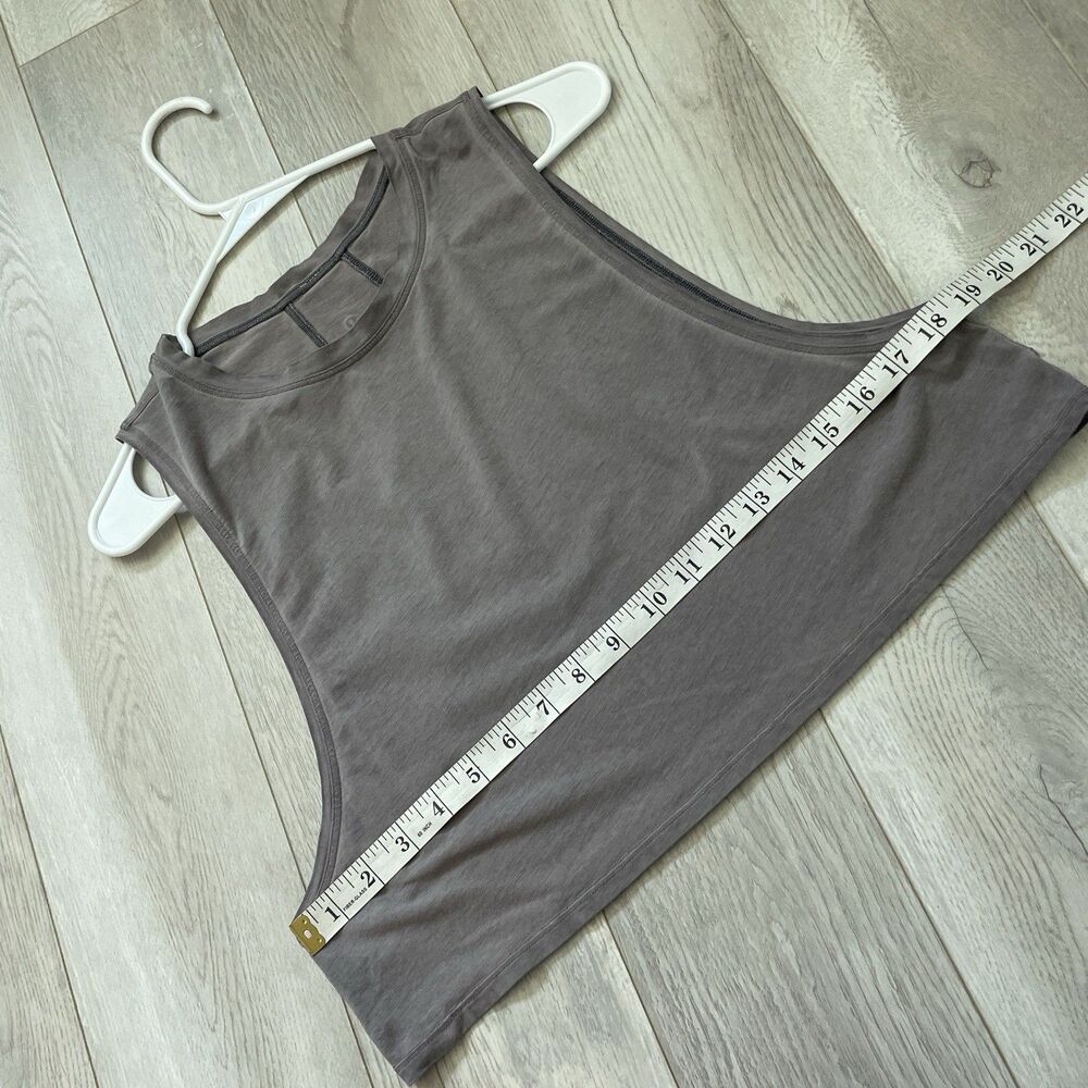 Lululemon Crop Tank Top muscle love w. mens Gray (size 6) athleiuse ourdoor gym - Picture 4 of 4